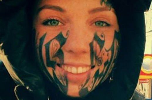 http://www.dailymail.co.uk/news/article-2273234/Man-tattoos-girlfriends-FACE--met-24-hours-earlier.html#axzz2JtsNGxpf