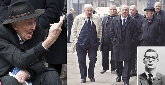 http://www.dailymail.co.uk/news/article-2296402/Bruce-Reynolds-funeral-Ronnie-Biggs-flicks-V-sign-funeral-Great-Train-Robber.html