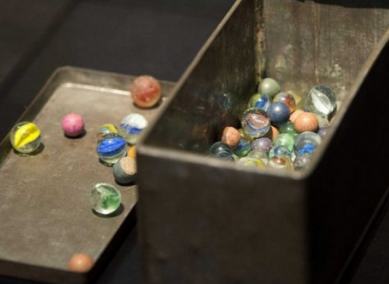 http://www.dailymail.co.uk/news/article-2551751/Tin-marbles-belonging-Anne-Frank-turn-Amsterdam-70-years-gave-neighbour-safekeeping.html