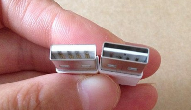 http://www.dailymail.co.uk/sciencetech/article-2728022/iPhone-6-Lightning-cable-thats-reversible-BOTH-ends-new-image-shows.html