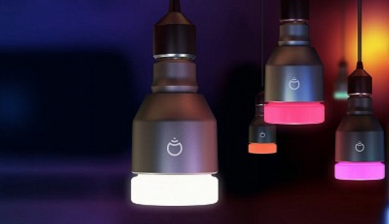http://www.dailymail.co.uk/news/article-2764461/Smartphone-controlled-light-bulb-25-years-match-color-mood-launches-successful-Kickstarter-campaign.html